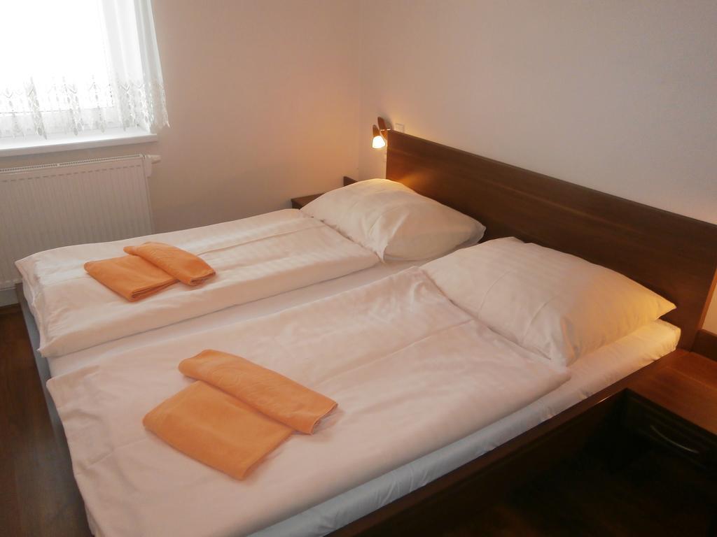 Hotel Flora Bešeňová Habitación foto